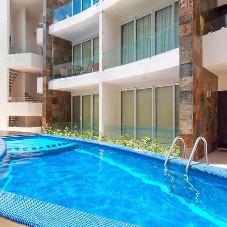 Exceptional Location Near Beach, Pool-View Balcony