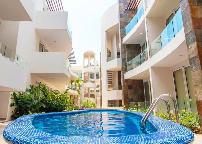 Сasa de vacaciones Exceptional Location Near Beach, Pool-view Balcony *