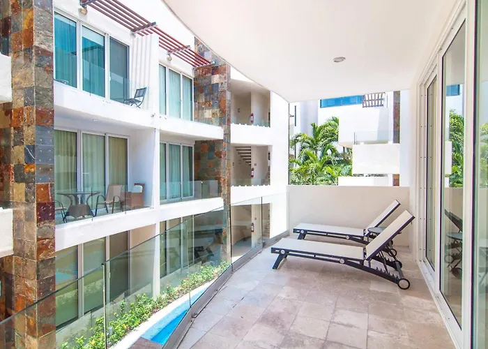 Exceptional Location Near Beach, Pool-view Balcony Сasa de vacaciones Playa del Carmen